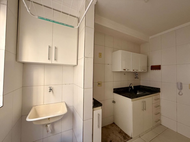Apartamento 2 quartos e 2 banheiros, para alugar, no bairro Castelo em Belo Horizonte