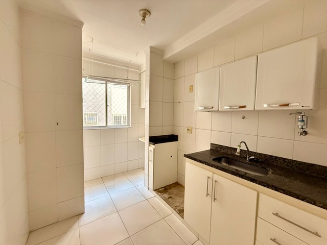 Apartamento 2 quartos e 2 banheiros, para alugar, no bairro Castelo em Belo Horizonte