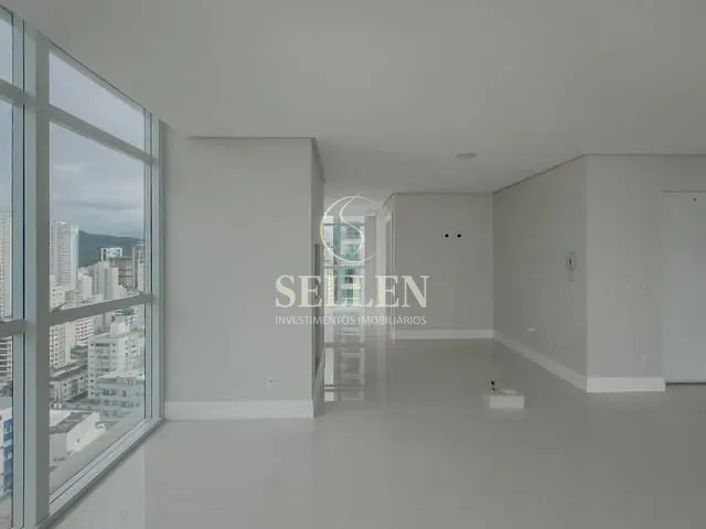 Apartamento 4 quartos e 5 banheiros, à venda, no bairro Centro em Balneário Camboriú