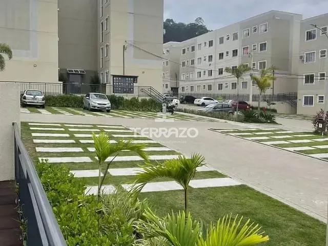 Apartamento 2 quartos e 1 banheiro, à venda, no bairro São Luiz em Volta Redonda