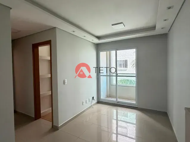 Apartamento 2 quartos e 1 banheiro, à venda, no bairro Jardim América em Maringá