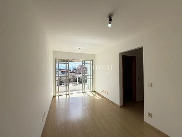 Apartamento com 91m² 2 quartos e 2 banheiros, à venda, no bairro Vitória em Londrina