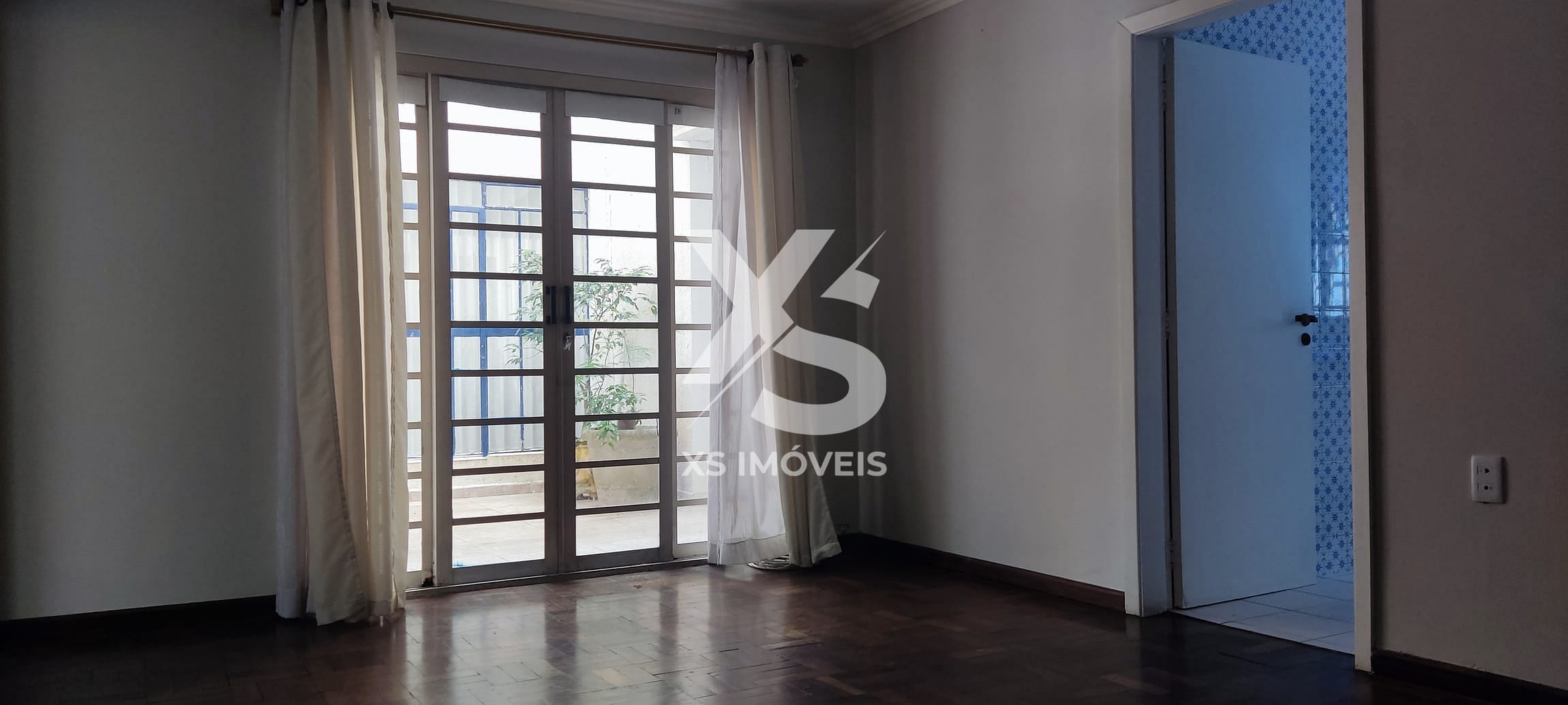 Apartamento à venda com 2 quartos, 94m² - Foto 2