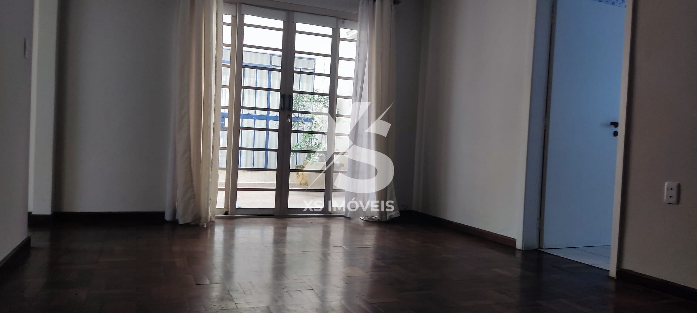 Apartamento à venda com 2 quartos, 94m² - Foto 3