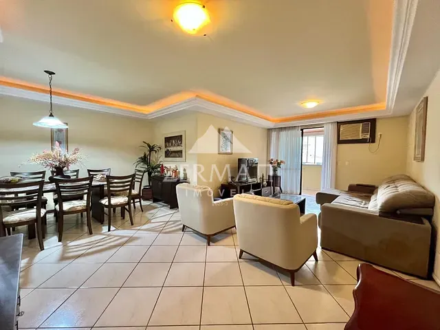 Apartamento com 252m² 4 quartos e 3 banheiros, à venda, no bairro Vila Nova em Blumenau