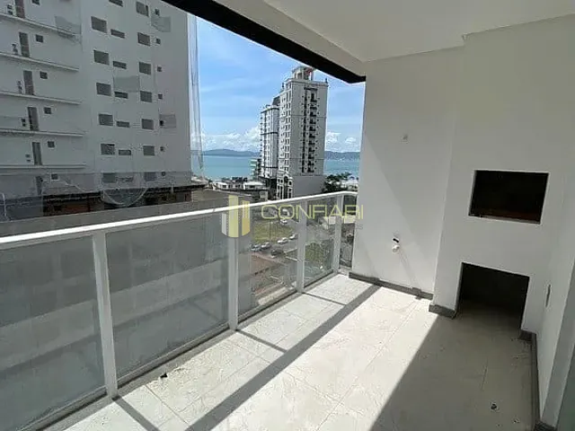 Apartamento com 135m² 3 quartos e 4 banheiros, à venda, no bairro Centro em Itapema
