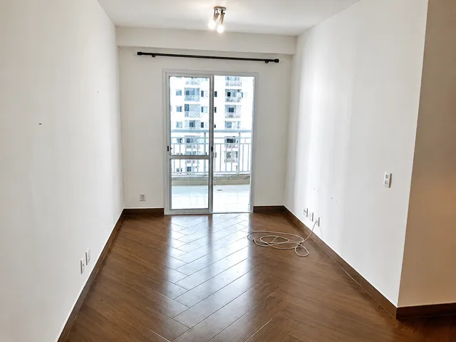 Apartamento com 135m² 3 quartos e 2 banheiros, à venda, no bairro Marapé em Santos