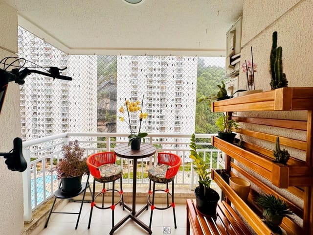 Apartamento com 135m² 3 quartos e 2 banheiros, à venda, no bairro Marapé em Santos