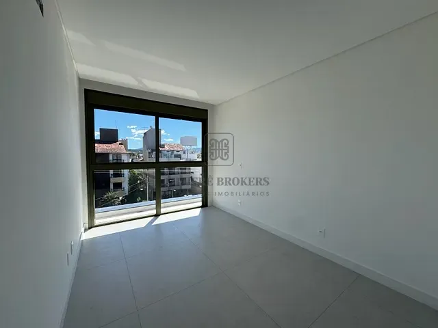 Apartamento 2 quartos e 3 banheiros, à venda, no bairro Jurerê em Florianópolis