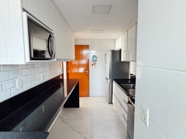 Apartamento 3 quartos e 2 banheiros, à venda, no bairro Jardim Camburi em Vitória