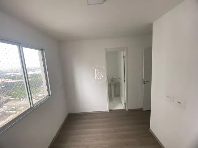 Apartamento com 44m² 2 quartos e 2 banheiros, para alugar, no bairro Vila das Bandeiras em Guarulhos