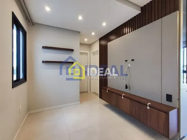 Apartamento 2 quartos e 2 banheiros, à venda, no bairro Parque de Exposições em Concórdia