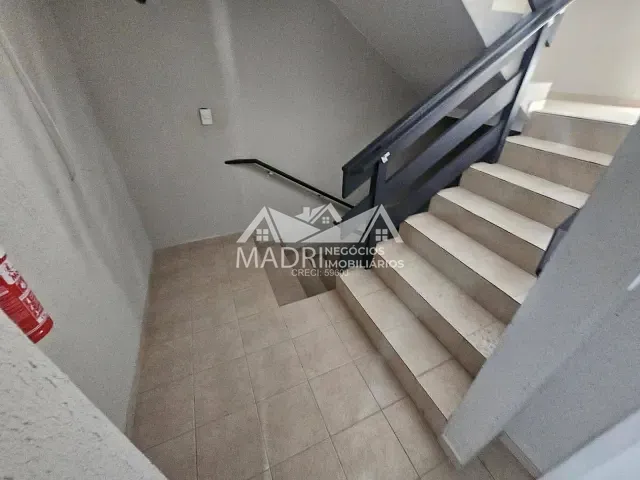 Apartamento com 90m² 2 quartos e 2 banheiros, para alugar, no bairro Madri em Palhoça
