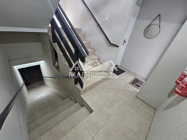 Apartamento com 90m² 2 quartos e 2 banheiros, para alugar, no bairro Madri em Palhoça