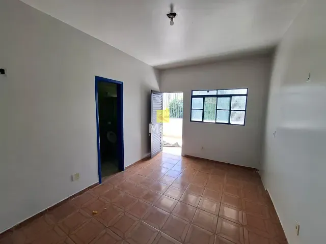 Apartamento 2 quartos e 2 banheiros, para alugar, no bairro Setor Industrial (Gama) em Brasília