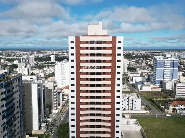 Apartamento 3 quartos e 2 banheiros, à venda, no bairro Candeias em Vitória da Conquista