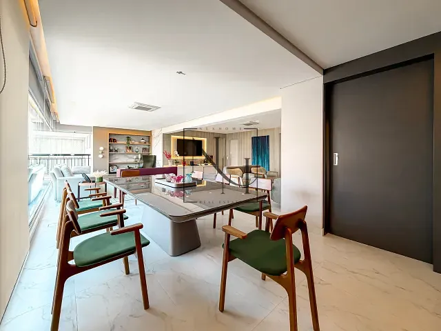 Apartamento com 213m² 3 quartos e 5 banheiros, à venda, no bairro Brooklin em São Paulo