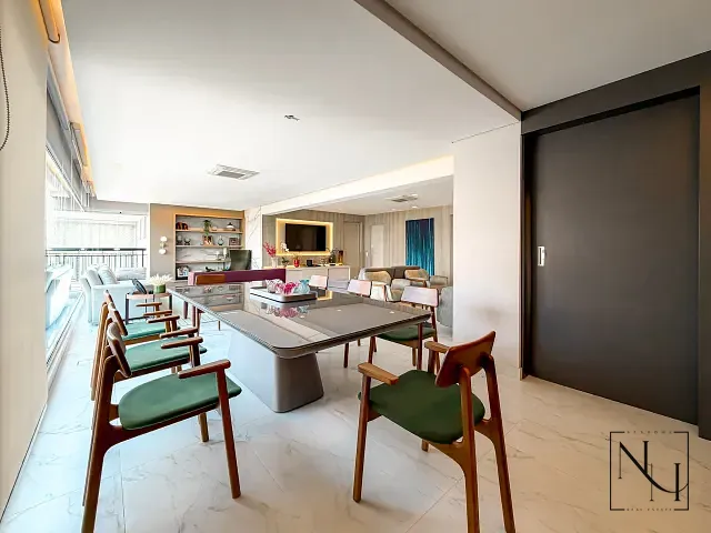 Apartamento com 213m² 3 quartos e 5 banheiros, à venda, no bairro Brooklin em São Paulo