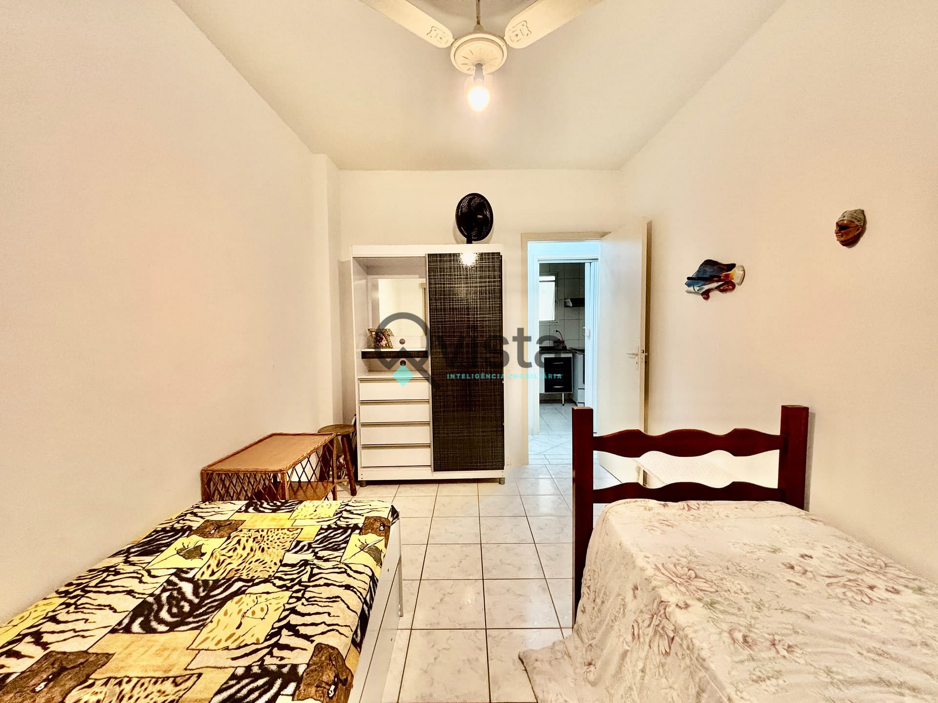 Apartamento à venda com 2 quartos, 70m² - Foto 11
