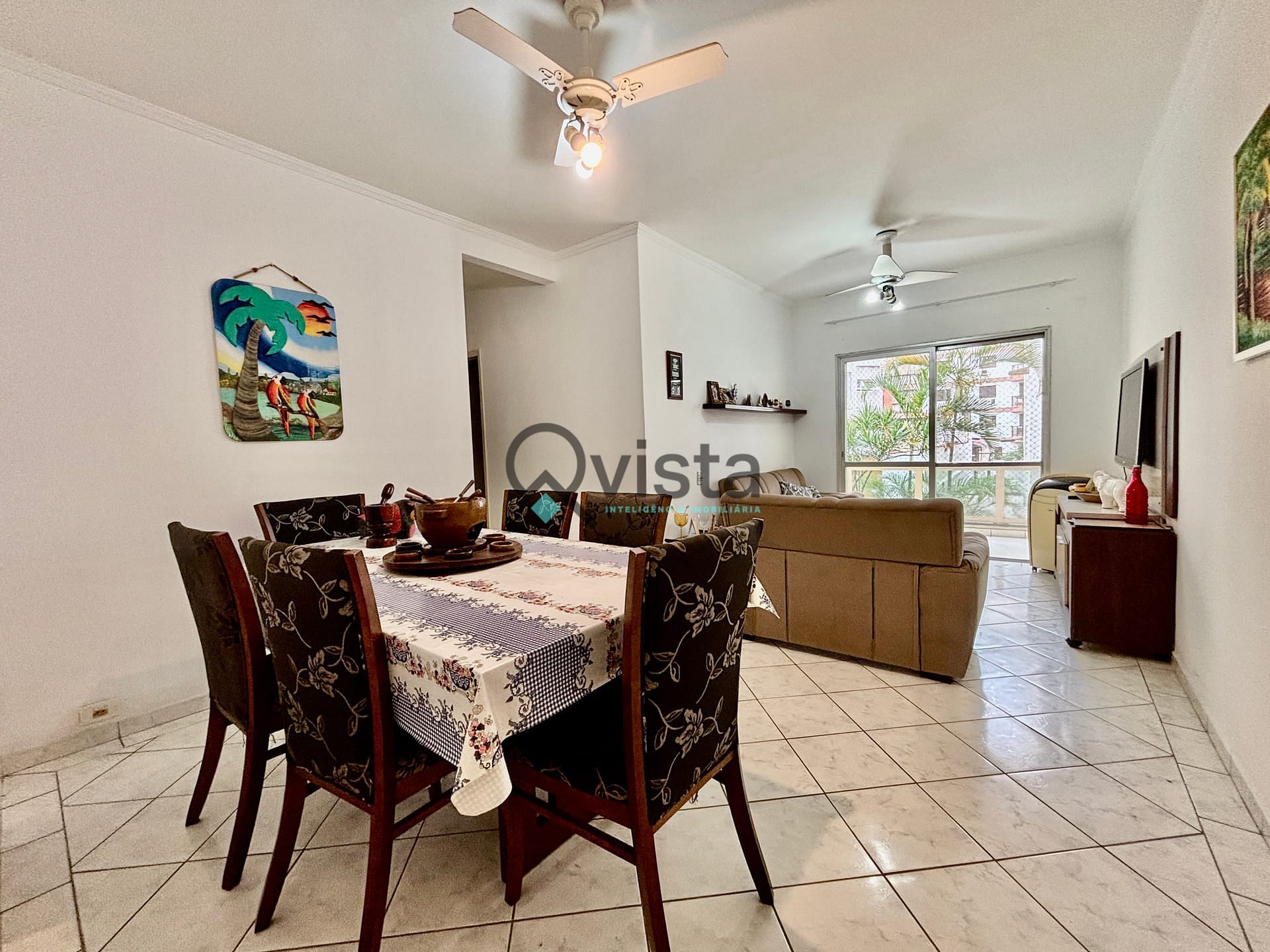 Apartamento à venda com 2 quartos, 70m² - Foto 1