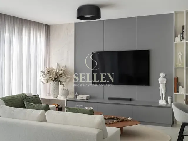 Apartamento 4 quartos e 5 banheiros, à venda, no bairro Centro em Balneário Camboriú