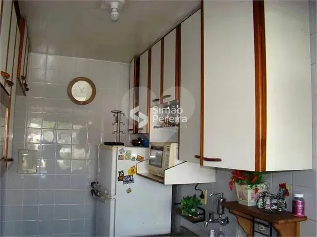 Apartamento 3 quartos e 1 banheiro, à venda, no bairro Bandeirantes em Juiz de Fora