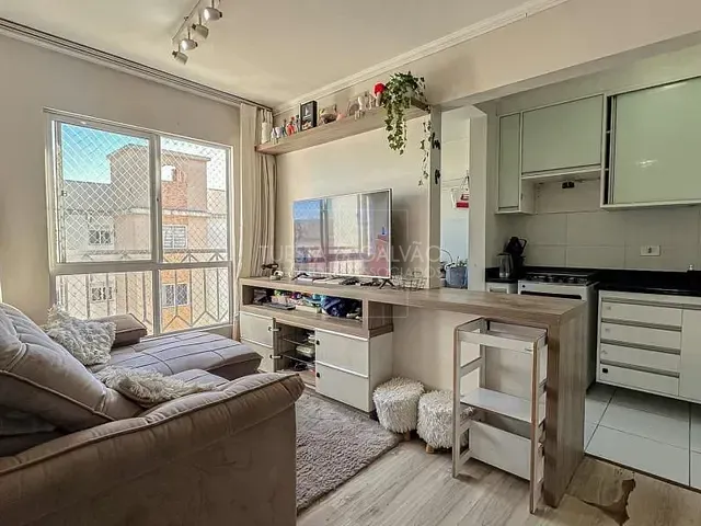 Apartamento com 49m² 2 quartos e 1 banheiro, à venda, no bairro Capão Raso em Curitiba