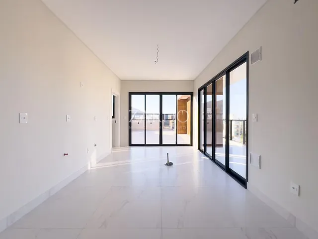 Cobertura / Penthouse 3 quartos e 3 banheiros, à venda, no bairro Palmas em Governador Celso Ramos