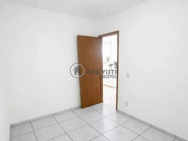 Apartamento 2 quartos e 1 banheiro, à venda, no bairro Estância Guatambu em Itaquaquecetuba