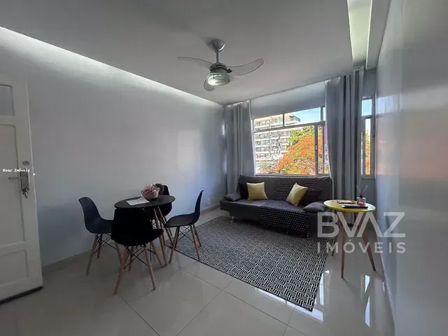 Apartamento com 68m² 2 quartos e 2 banheiros, à venda, no bairro Centro em Cabo Frio