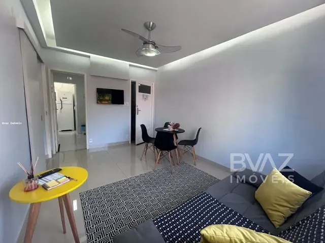 Apartamento com 68m² 2 quartos e 2 banheiros, à venda, no bairro Centro em Cabo Frio