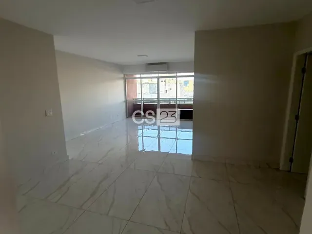 Apartamento com 210m² 4 quartos e 3 banheiros, à venda, no bairro Jardim Higienópolis em Londrina