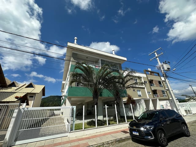 Foto do Apartamento - ALUGUEL - Apartamento de 2 quartos com otima posição solar , Varanda com churrasqueira | Costão Sul Imóveis