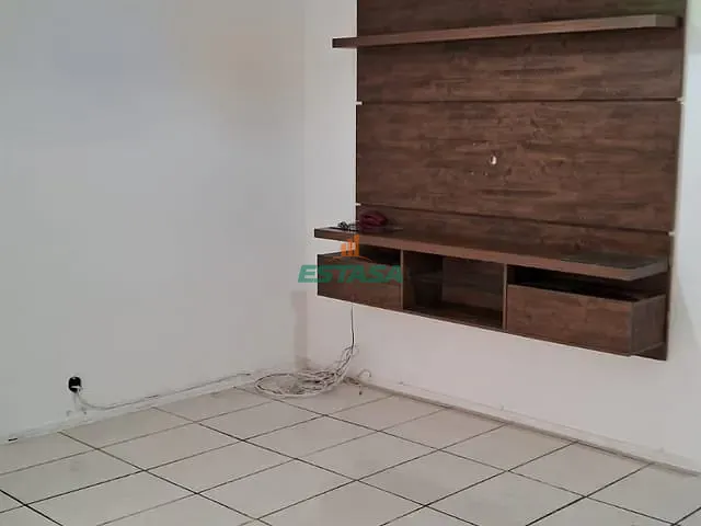 Apartamento 1 quarto e 2 banheiros, à venda, no bairro Tanque em Rio de Janeiro