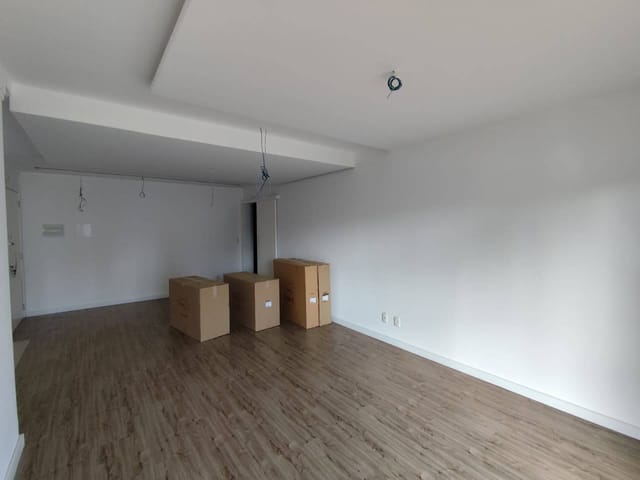 Apartamento 3 quartos e 2 banheiros, para alugar, no bairro Centro em Nova Prata