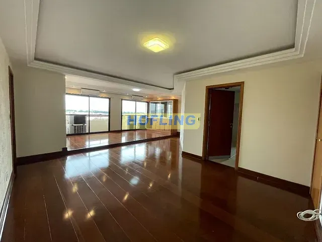 Apartamento com 228m² 5 quartos e 4 banheiros, à venda, no bairro Centro em Rio Claro