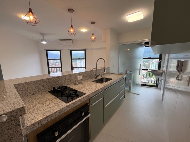Foto do Apartamento - Apartamento à venda, frente mar, com dois dormitórios sendo uma suíte na Martim de Sá, Caraguatatuba, SP | Innova Imobiliária