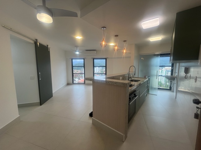 Foto do Apartamento - Apartamento à venda, frente mar, com dois dormitórios sendo uma suíte na Martim de Sá, Caraguatatuba, SP | Innova Imobiliária