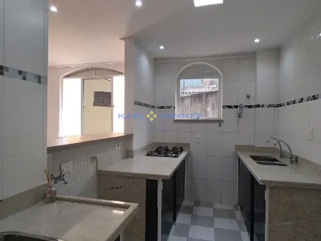 Apartamento 1 quarto e 1 banheiro, à venda, no bairro Alto da Serra em Petrópolis