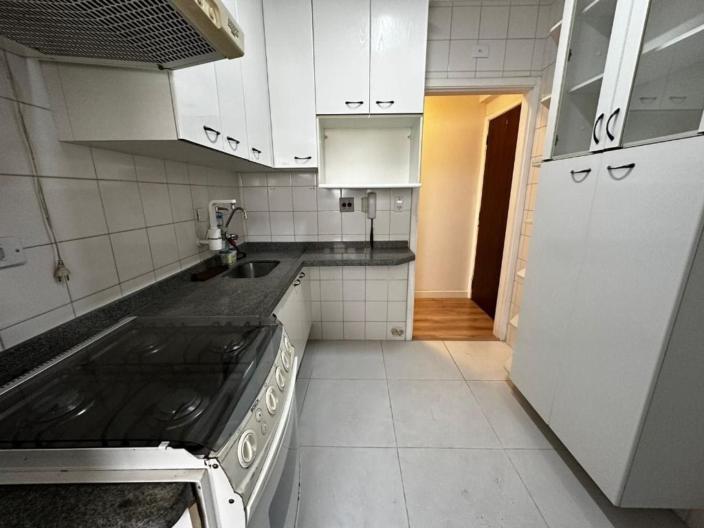Apartamento à venda com 2 quartos, 57m² - Foto 19