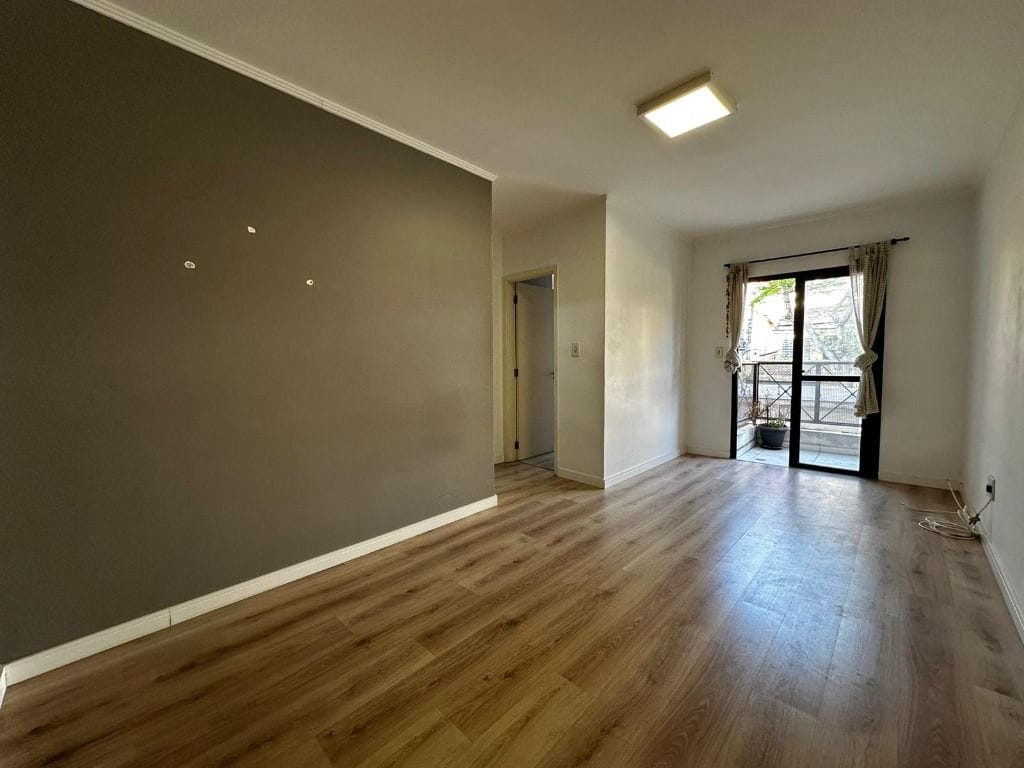Apartamento à venda com 2 quartos, 57m² - Foto 4