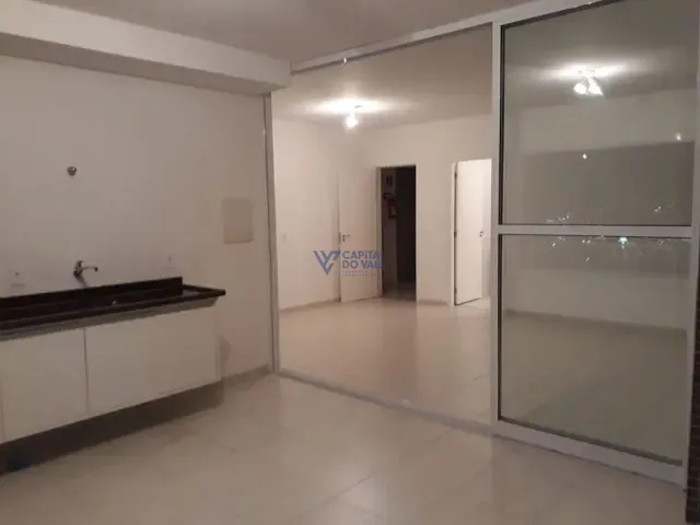 Apartamento 2 quartos e 1 banheiro, para alugar, no bairro Jardim Aquarius em São José dos Campos