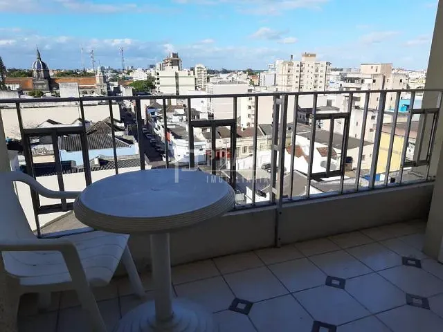 Apartamento com 128m² 2 quartos e 3 banheiros, à venda, no bairro Centro em Pelotas