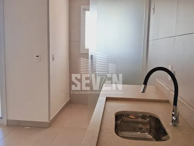 Apartamento com 65m², à venda, no bairro Vila Aviação em Bauru