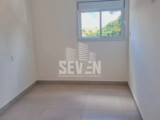 Apartamento com 65m², à venda, no bairro Vila Aviação em Bauru