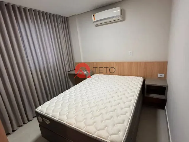 Apartamento 1 quarto e 1 banheiro, para alugar, no bairro Zona 01 em Maringá