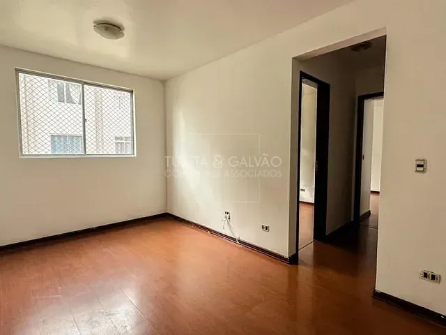 Apartamento com 52m² 2 quartos e 1 banheiro, à venda, no bairro Lindóia em Curitiba
