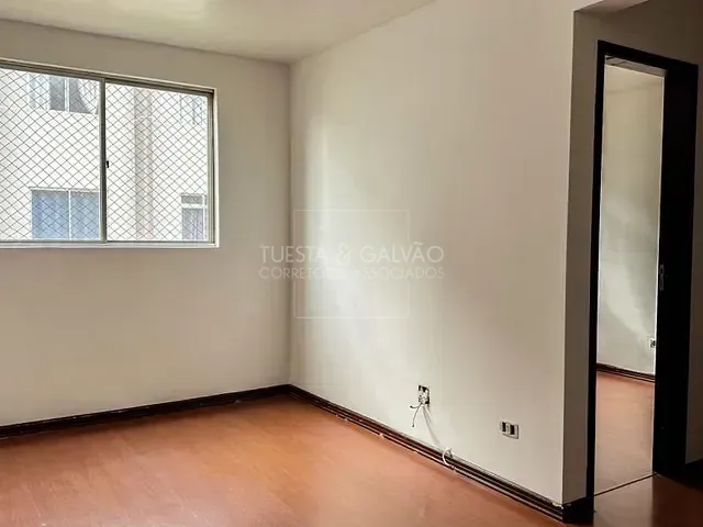Apartamento com 52m² 2 quartos e 1 banheiro, à venda, no bairro Lindóia em Curitiba