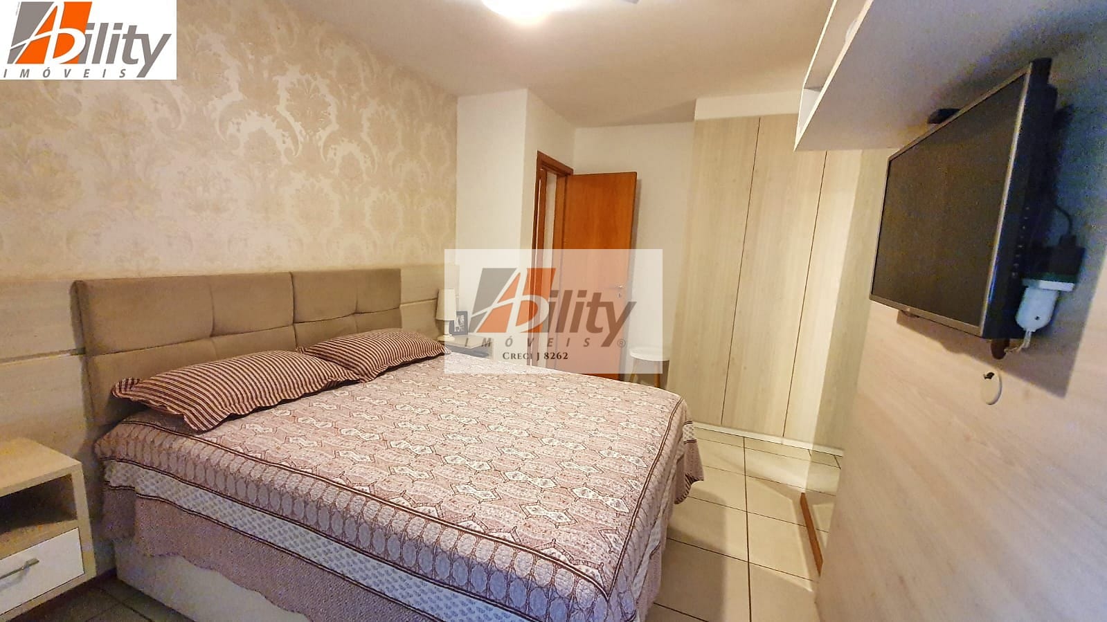 Apartamento, 3 quartos, 100 m² - Foto 2