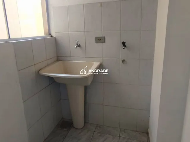 Apartamento 2 quartos e 1 banheiro, à venda, no bairro Núcleo Habitacional Papa João Paulo I em Apucarana